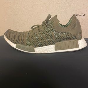 Men’s adidas nmd_r1 size 10.5